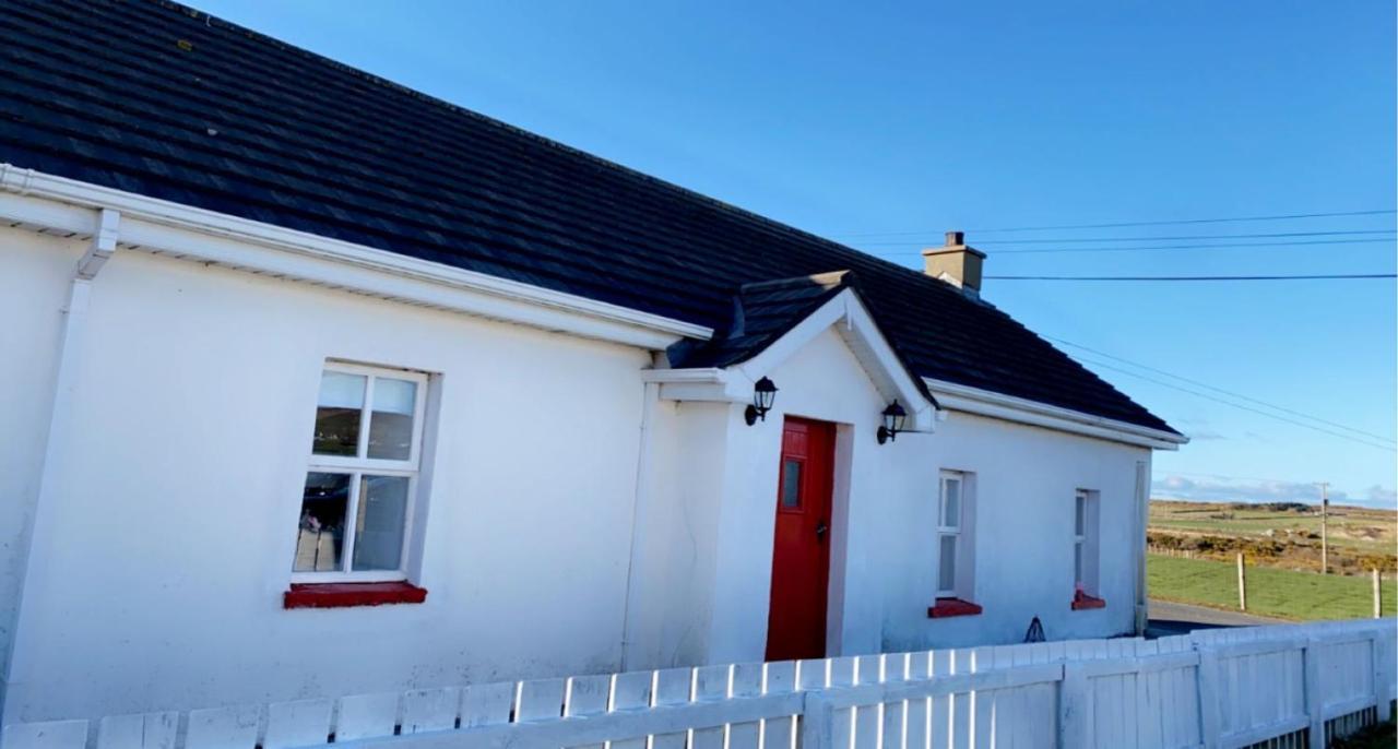 Be's Cottage Malin Head Exteriör bild